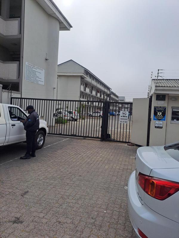 2 Bedroom Property for Sale in Uitzicht Western Cape